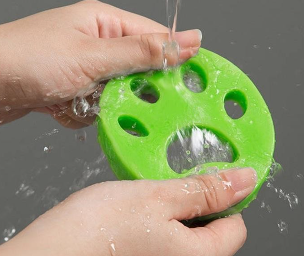 FREE 4-Pack Laundry Hair Catchers